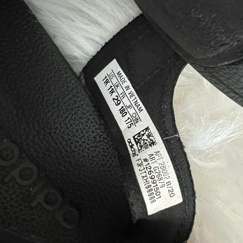 adidas comfortable stylish